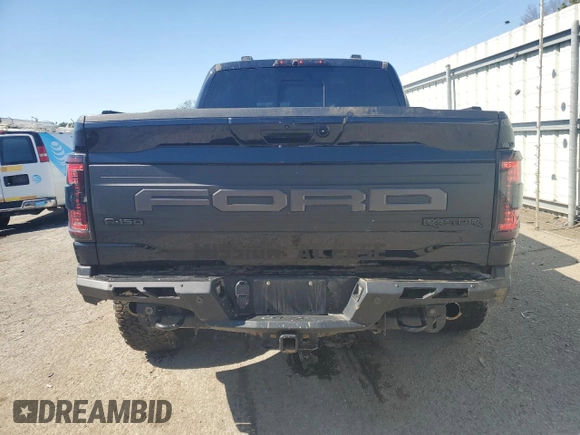 2023 Ford F-150 Raptor with VIN 1FTFW1RGXPFC88745, listed as a Copart auction lot 47529385 with 32,220 mi miles and Salvage Title. Bid and sale history available at DreamBid. Image 6.
