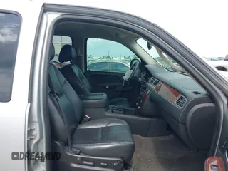 2013 Chevrolet Tahoe LT with VIN 1GNSCBE09DR357304, listed as a IAAI auction lot 42361887 with 96,229 mi miles and . Bid and sale history available at DreamBid. Image 5.