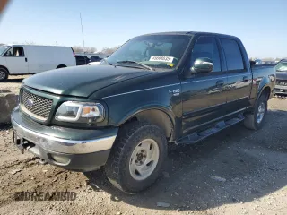 2001 Ford F-150 SuperCrew XLT with VIN 1FTRW08L61KA05388, listed as a Copart auction lot 45668035 with 0 mi miles and Salvage Title. Bid and sale history available at carsss.com. Image 1.