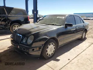1999 Mercedes-Benz E-Class with VIN WDBJF65H7XA822835, listed as a Copart auction lot 46929985 with 0 mi miles and Salvage Title. Bid and sale history available at carsss.com. Image 1.