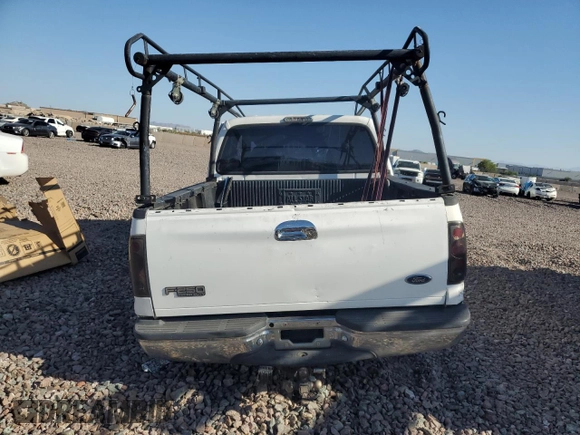 2001 Ford F-250 XL with VIN 1FTNW20L71ED89038, listed as a Copart auction lot 60929745 with 287,403 mi miles and Salvage title. Bid and sale history available at DreamBid. Image 6.