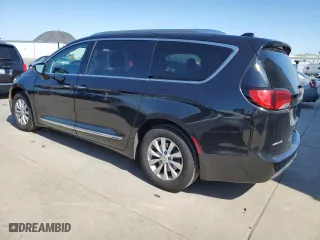 2019 Chrysler Pacifica Touring L with VIN 2C4RC1BG0KR651135, listed as a Copart auction lot 48637695 with 91,686 mi miles and Salvage Title. Bid and sale history available at carsss.com. Image 2.