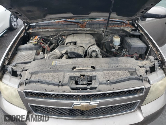 2011 Chevrolet Suburban LT with VIN 1GNSKJE33BR115659, listed as a Copart auction lot 68954724 with 149,867 mi miles and Clean Title. Bid and sale history available at carsss.com. Image 11.