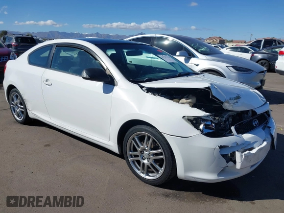 2005 Scion tC with VIN JTKDE167850026021, listed as a IAAI auction lot 41709118 with 130,895 mi miles. Bid and sale history available at carsss.com. Image 1.