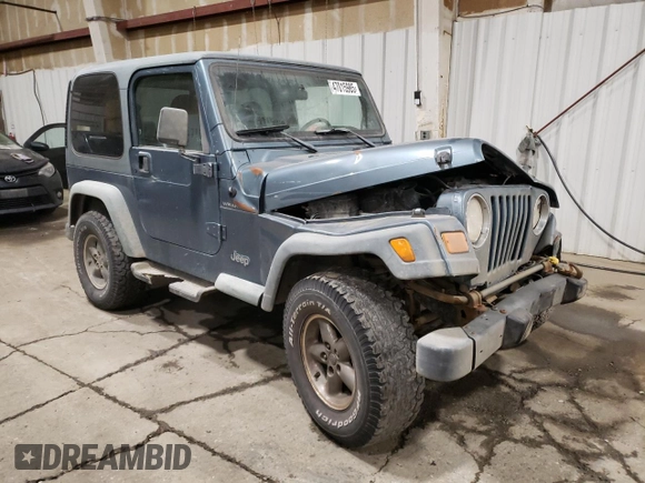 1999 Jeep Wrangler SE with VIN 1J4FY29P0XP412753, listed as a Copart auction lot 47015985 with 137,388 mi miles and Salvage Title. Bid and sale history available at carsss.com. Image 4.