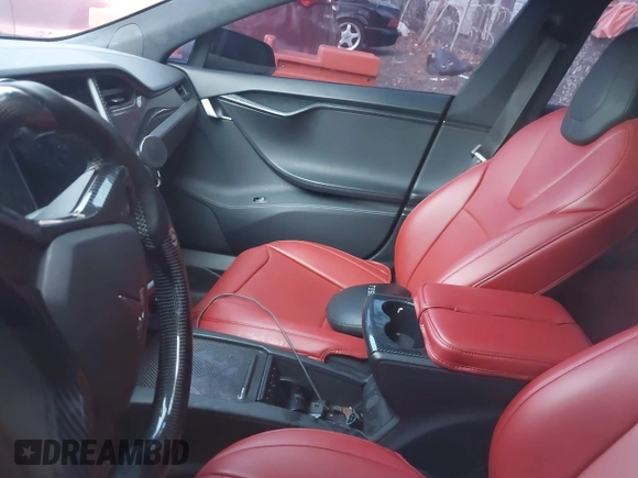 2018 Tesla Model S 75D z VIN 5YJSA1E24JF293863, wystawiony jako IAAI lot #41770779 z przebiegiem Nie podano mil oraz . Historia ofert i sprzedaży dostępna na DreamBid. Obrazek 17.