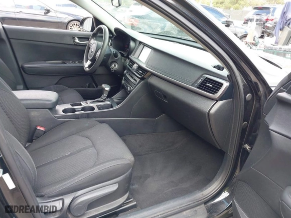 2018 Kia Optima S with VIN 5XXGT4L36JG196870, listed as a IAAI auction lot 41936011 with 92,468 mi miles. Bid and sale history available at carsss.com. Image 5.
