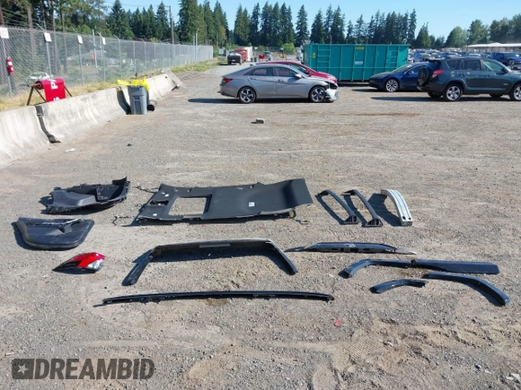 2022 Toyota RAV4 Hybrid SE z VIN 4T3T6RFV5NU101105, wystawiony jako IAAI lot #42666372 z przebiegiem 7 644 mil mil oraz . Historia ofert i sprzedaży dostępna na DreamBid. Obrazek 12.