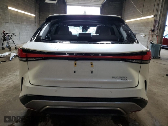 2024 Lexus RX 350 z VIN 2T2BAMCA9RC069673, wystawiony jako Copart lot #57853045 z przebiegiem 11 173 mil mil oraz Szkoda całkowita • Salvage title. Historia ofert i sprzedaży dostępna na DreamBid. Obrazek 6.