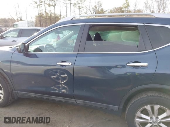 2015 Nissan Rogue S with VIN 5N1AT2MV9FC917132, listed as a IAAI auction lot 41768468 with 110,797 mi miles. Bid and sale history available at carsss.com. Image 14.