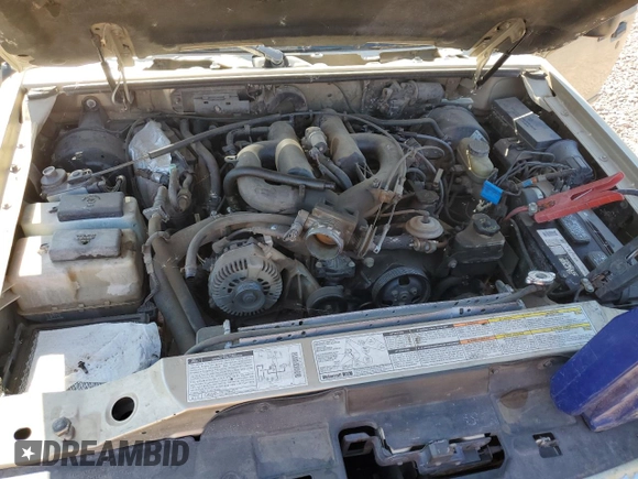 2000 Ford Explorer XLT with VIN 1FMZU63E7YZB87715, listed as a Copart auction lot 43539135 with 233,743 mi miles and Clean title. Bid and sale history available at DreamBid. Image 12.