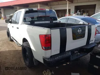 2004 Nissan Titan LE with VIN 1N6AA07AX4N550974, listed as a IAAI auction lot 41540911 with 252,999 mi miles and . Bid and sale history available at DreamBid. Image 3.