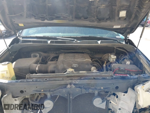 2013 Toyota Tundra z VIN 5TFDY5F16DX292418, wystawiony jako IAAI lot #41531030 z przebiegiem 236 555 mil mil oraz . Historia ofert i sprzedaży dostępna na DreamBid. Obrazek 10.
