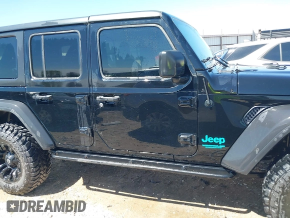 2020 Jeep Wrangler Unlimited Sport S z VIN 1C4HJXDN9LW323205, wystawiony jako IAAI lot #41879292 z przebiegiem 108 499 mil mil oraz . Historia ofert i sprzedaży dostępna na DreamBid. Obrazek 13.