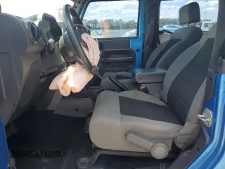 2010 Jeep Wrangler Sport с VIN 1J4AA2D12AL169186, выставлен на аукционе Copart как лот 57546115 с пробегом 277 897 миль миль и Списание • Salvage title. История ставок и продаж доступна на DreamBid. Изображение 7.