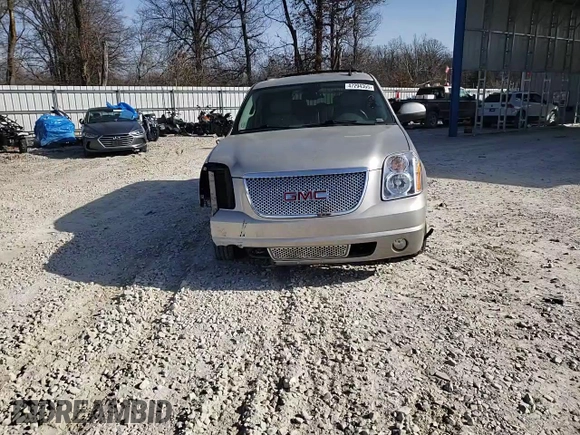2008 GMC Yukon XL SLT with VIN 1GKFC16J78R252671, listed as a Copart auction lot 47294365 with 173,819 mi miles and Salvage Title. Bid and sale history available at carsss.com. Image 11.