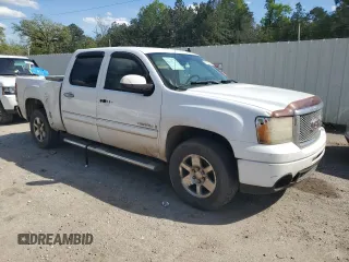 2008 GMC Sierra Denali z VIN 2GTEK638X81298237, wystawiony jako Copart lot #49724185 z przebiegiem 195 630 mil mil oraz Szkoda całkowita • Salvage title. Historia ofert i sprzedaży dostępna na DreamBid. Obrazek 4.