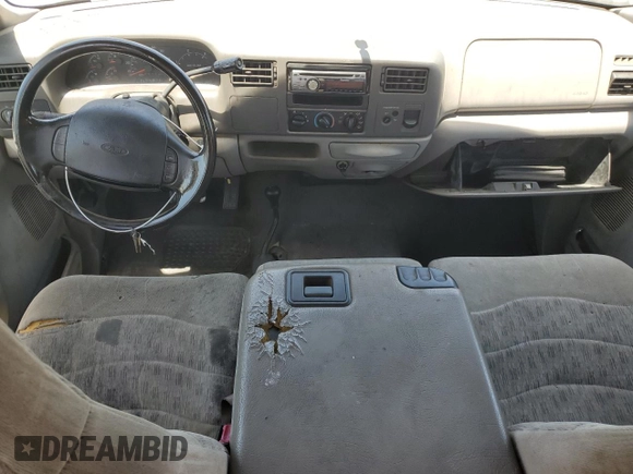 2000 Ford F-250 XL с VIN 1FTNX21F0YED32261, выставлен на аукционе Copart как лот 57243325 с пробегом 306 868 миль миль и Чистый • Clean title. История ставок и продаж доступна на DreamBid. Изображение 8.