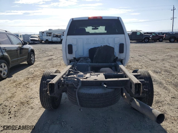 2015 Chevrolet Silverado 2500HD Built After Aug 14 Work Truck with VIN 1GB2CUE8XFZ141947, listed as a Copart auction lot 71298994 with NaN miles and Salvage Title. Bid and sale history available at carsss.com. Image 6.