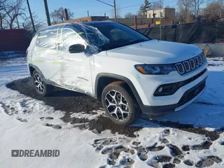 2025 Jeep Compass Limited with VIN 3C4NJDCNXST531729, listed as a IAAI auction lot 41542033 with 1,323 mi miles and . Bid and sale history available at DreamBid. Image 1.