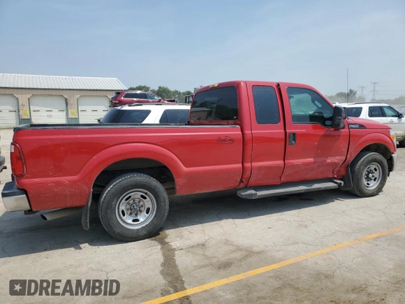 2015 Ford F-250 XLT with VIN 1FT7X2A6XFEB86490, listed as a Copart auction lot 59907905 with 353,692 mi miles and Salvage title. Bid and sale history available at DreamBid. Image 3.