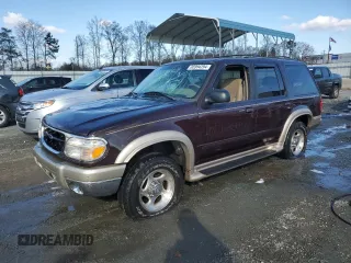 2000 Ford Explorer Eddie Bauer z VIN 1FMZU74E6YUB37521, wystawiony jako Copart lot #85994294 z przebiegiem 126 348 mil mil oraz Szkody całkowita. Historia ofert i sprzedaży dostępna na DreamBid. Obrazek 1.