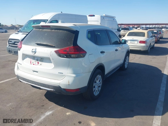 2017 Nissan Rogue SL with VIN 5N1AT2MV3HC825257, listed as a IAAI auction lot 40379208 with 109,784 mi miles. Bid and sale history available at carsss.com. Image 4.