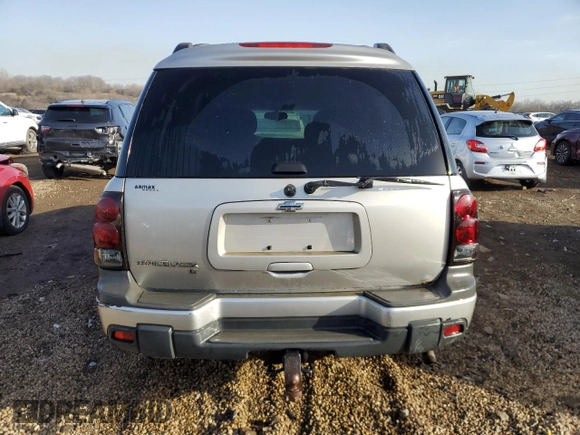 2005 Chevrolet TrailBlazer LS with VIN 1GNES16S656130018, listed as a Copart auction lot 48728105 with Not Provided miles and Salvage Title. Bid and sale history available at DreamBid. Image 6.
