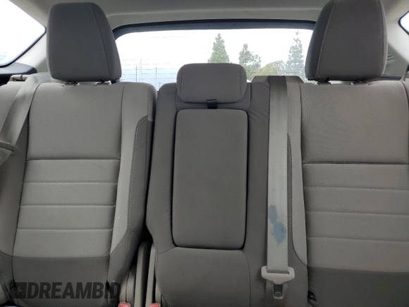 2015 Ford C-Max SE z VIN 1FADP5AUXFL118744, wystawiony jako Copart lot #53334915 z przebiegiem 136 877 mil mil oraz Szkoda całkowita • Salvage title. Historia ofert i sprzedaży dostępna na DreamBid. Obrazek 10.