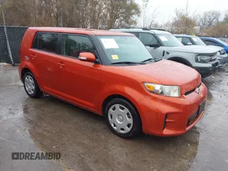 2012 Scion xB z VIN JTLZE4FE6CJ006827, wystawiony jako IAAI lot #40931979 z przebiegiem 124 199 mil mil oraz . Historia ofert i sprzedaży dostępna na DreamBid. Obrazek 1.