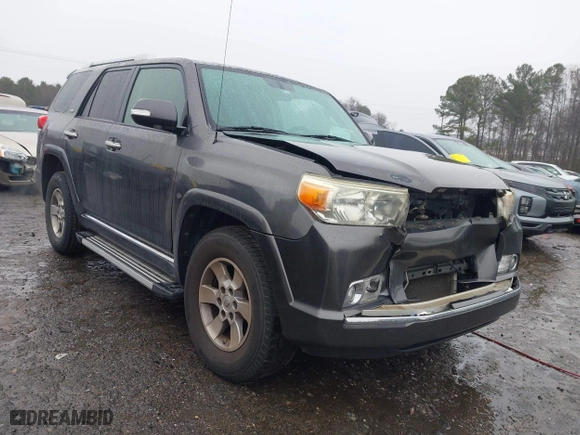 2011 Toyota 4Runner SR5 with VIN JTEZU5JR5B5018288, listed as a IAAI auction lot 41554553 with 206,106 mi miles. Bid and sale history available at carsss.com. Image 1.
