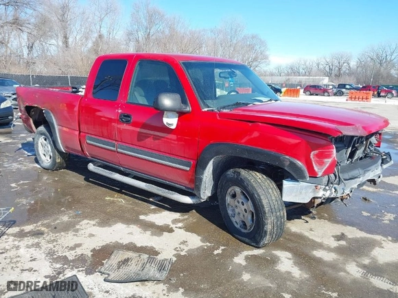 2003 Chevrolet Silverado 1500 LS with VIN 2GCEK19T931230082, listed as a IAAI auction lot 41625382 with 204,638 mi miles. Bid and sale history available at carsss.com. Image 1.