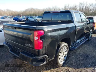 2019 Chevrolet Silverado 1500 High Country with VIN 1GCUYHEL6KZ236050, listed as a IAAI auction lot 41386918 with 105,462 mi miles. Bid and sale history available at carsss.com. Image 4.