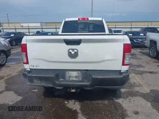 2020 Ram 2500 Tradesman z VIN 3C6UR4HL4LG266478, wystawiony jako IAAI lot #42508474 z przebiegiem 125 048 mil mil oraz . Historia ofert i sprzedaży dostępna na DreamBid. Obrazek 16.