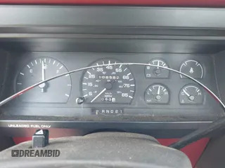 1992 Dodge Dakota "S" with VIN 1B7FL26X3NS677489, listed as a IAAI auction lot 42167931 with 108,582 mi miles. Bid and sale history available at carsss.com. Image 7.