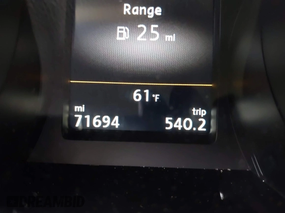 2019 Volkswagen Passat Wolfsburg Edition z VIN 1VWLA7A38KC004758, wystawiony jako IAAI lot #42404110 z przebiegiem 71 694 mil mil oraz . Historia ofert i sprzedaży dostępna na DreamBid. Obrazek 15.