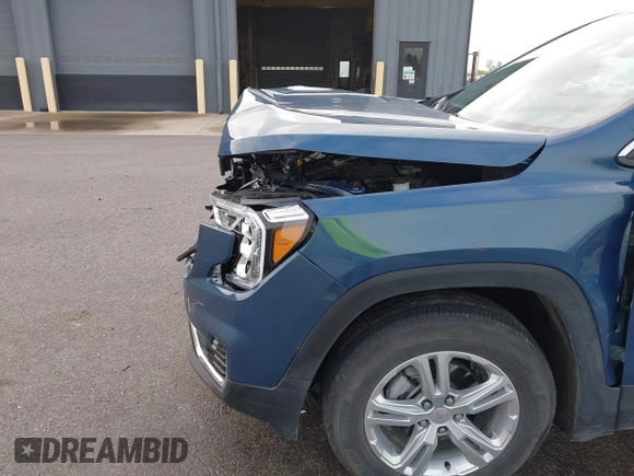 2024 GMC Terrain SLE z VIN 3GKALMEG4RL249642, wystawiony jako IAAI lot #42248039 z przebiegiem 11 695 mil mil oraz . Historia ofert i sprzedaży dostępna na DreamBid. Obrazek 19.