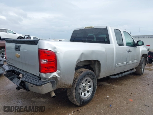 2010 Chevrolet Silverado 1500 LS with VIN 1GCSCREA2AZ179869, listed as a IAAI auction lot 41882987 with 229,813 mi miles. Bid and sale history available at carsss.com. Image 4.