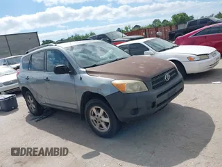 2006 Toyota RAV4 with VIN JTMZD33V465012863, listed as a IAAI auction lot 42025308 with 185,329 mi miles. Bid and sale history available at carsss.com. Image 1.