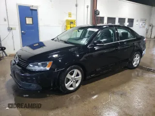 2011 Volkswagen Jetta TDI z VIN 3VWLL7AJXBM093417, wystawiony jako Copart lot #57710435 z przebiegiem 104 484 mil mil oraz Czysty tytuł • Clean title. Historia ofert i sprzedaży dostępna na DreamBid. Obrazek 1.