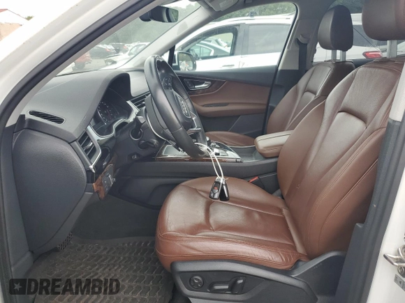 2018 Audi Q7 Premium Plus z VIN WA1LAAF71JD026440, wystawiony jako Copart lot #65244445 z przebiegiem Nie podano mil oraz Czysty tytuł • Clean title. Historia ofert i sprzedaży dostępna na DreamBid. Obrazek 7.