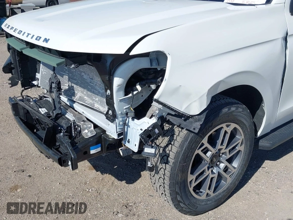2025 Ford Expedition XLT с VIN 1FMJU1J85SEA23004, выставлен на аукционе IAAI как лот 42395289 с пробегом 1 917 миль миль и . История ставок и продаж доступна на DreamBid. Изображение 6.