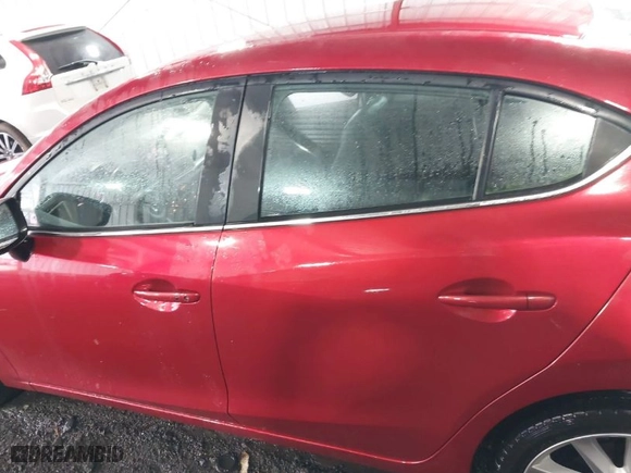 2018 Mazda Mazda3 4-Door Touring with VIN 3MZBN1V32JM197302, listed as a IAAI auction lot 41788089 with 44,584 mi miles. Bid and sale history available at carsss.com. Image 14.