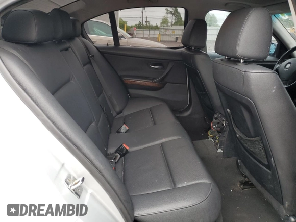 2006 BMW 3 Series 325xi with VIN WBAVD135X6KV00720, listed as a Copart auction lot 58437145 with 148,343 mi miles and Salvage title. Bid and sale history available at DreamBid. Image 10.