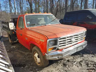 1985 Ford F-350 with VIN 2FDJF37LXFCB29896, listed as a IAAI auction lot 41238732 with 125,777 mi miles and . Bid and sale history available at DreamBid. Image 1.