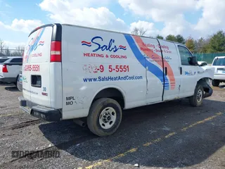 2014 GMC Savana Cargo z VIN 1GTW7GCA4E1162248, wystawiony jako IAAI lot #41627931 z przebiegiem 164 493 mil mil oraz . Historia ofert i sprzedaży dostępna na DreamBid. Obrazek 4.