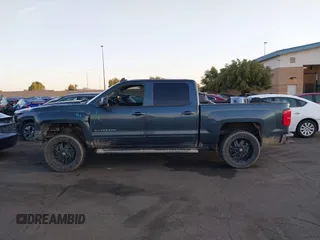 2018 Chevrolet Silverado 1500 LT with VIN 3GCPCRECXJG431472, listed as a IAAI auction lot 41825820 with 118,452 mi miles and . Bid and sale history available at DreamBid. Image 15.