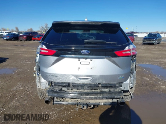 2020 Ford Edge SEL with VIN 2FMPK4J90LBA05839, listed as a IAAI auction lot 41824579 with 75,005 mi miles. Bid and sale history available at carsss.com. Image 17.
