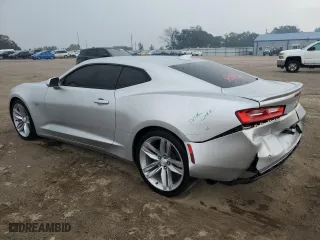 2017 Chevrolet Camaro 2LT with VIN 1G1FD1RX9H0140105, listed as a Copart auction lot 82310264 with 58,457 mi miles and Salvage Title. Bid and sale history available at carsss.com. Image 2.