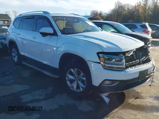 2018 Volkswagen Atlas 3.6L V6 SEL with VIN 1V2MR2CA0JC514078, listed as a IAAI auction lot 40954043 with 95,752 mi miles. Bid and sale history available at carsss.com. Image 1.